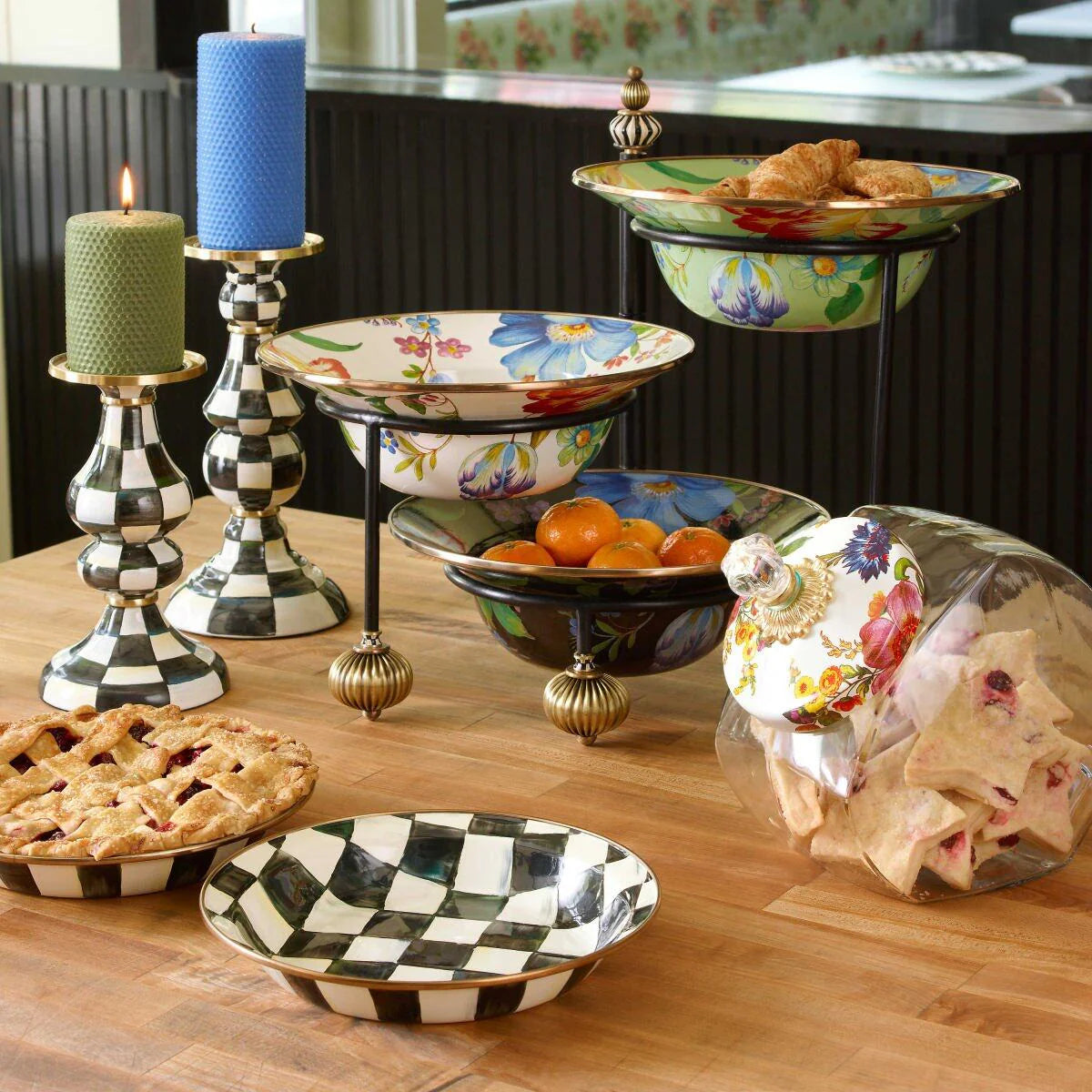 Courtly Check Enamel Pie Plate